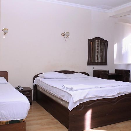 Hotel Hayat Батуми Екстериор снимка