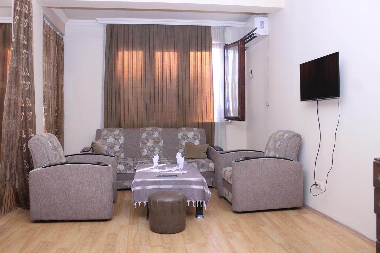 Hotel Hayat Батуми Екстериор снимка