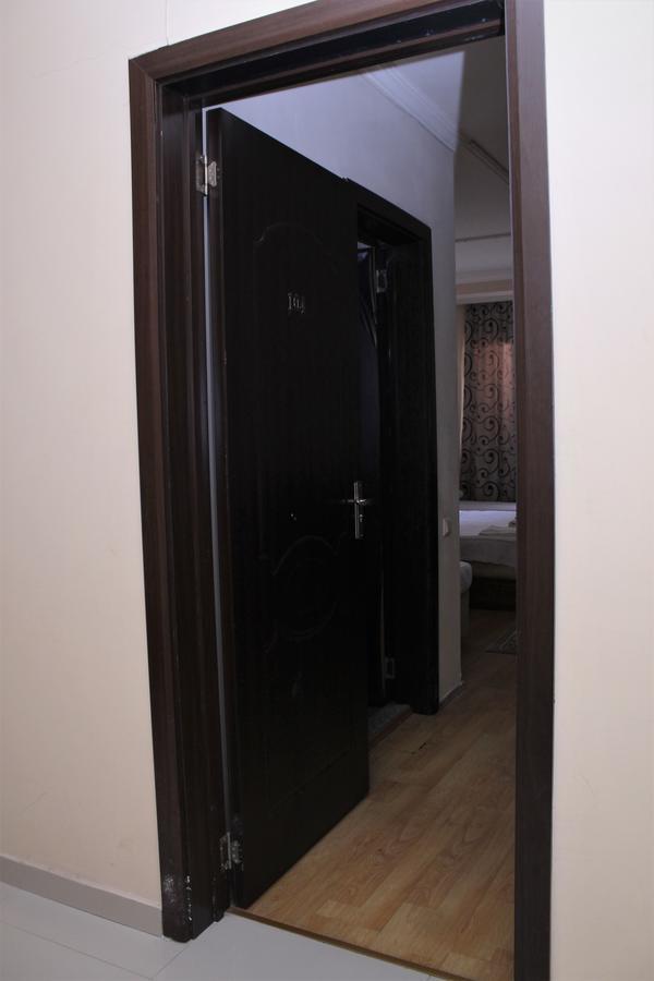Hotel Hayat Батуми Екстериор снимка
