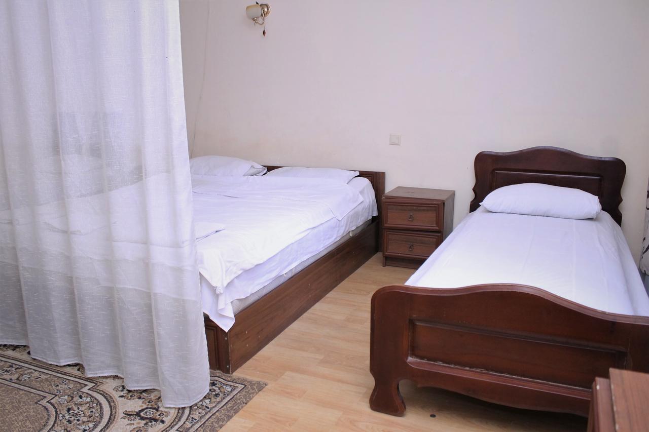 Hotel Hayat Батуми Екстериор снимка